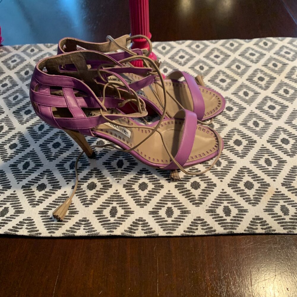 MANOLO BLAHNIK ANKLE TIE HEELS